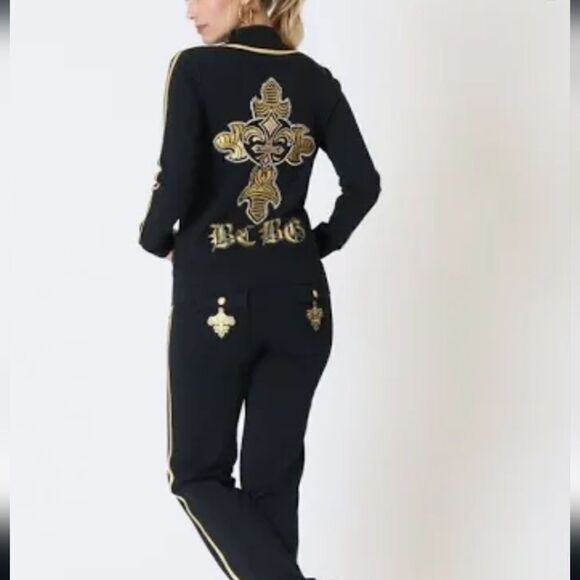 Bcbgmaxazria velour two-piece track suit, medium - Picture 9 of 15